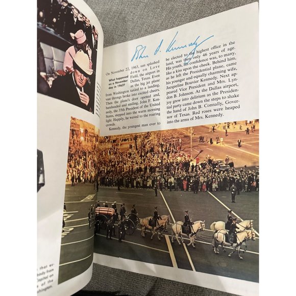Vintage Collectors Book on JFK - Picture 5 of 5